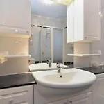 House 2080 Pula