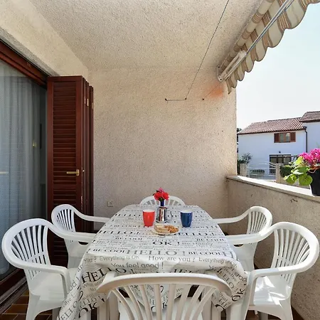 House 2080 Feriehus *