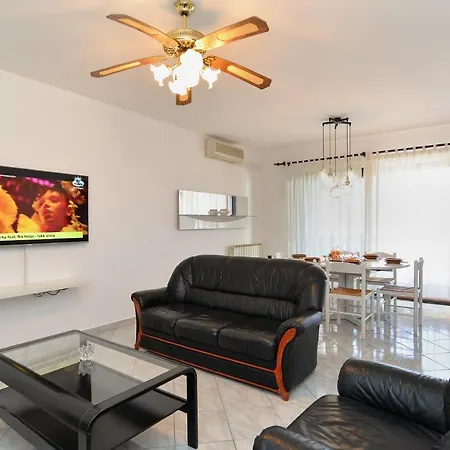 Casa de Férias House 2080 Pula