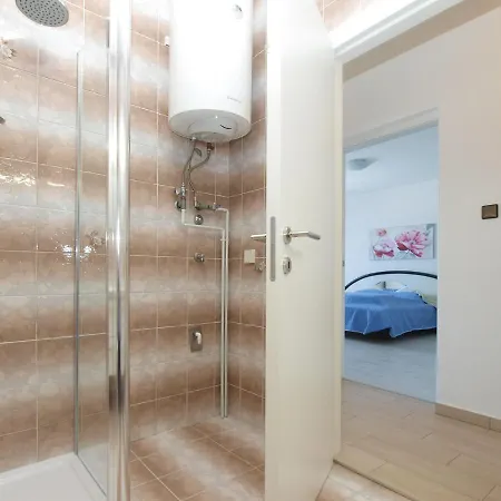 House 2080 Tatil Evi