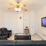 Сasa de vacaciones House 2080 *