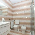 House 2080 * Pula