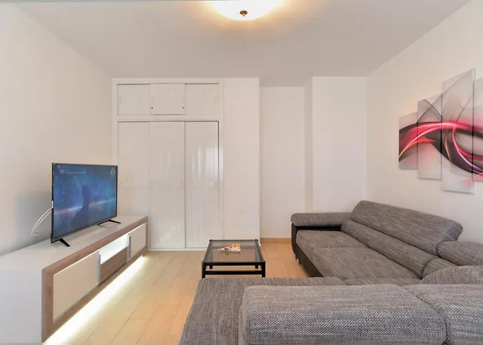 Nyaraló House 2080 Póla