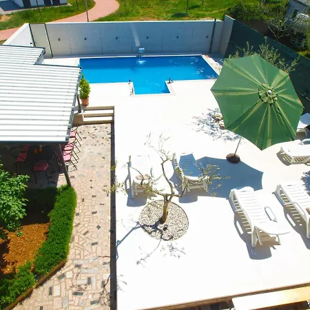 House 2080 Holiday home *