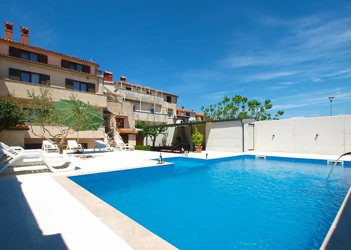 House 2080 Nyaraló