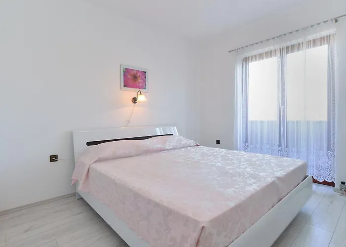 Nyaraló House 2080